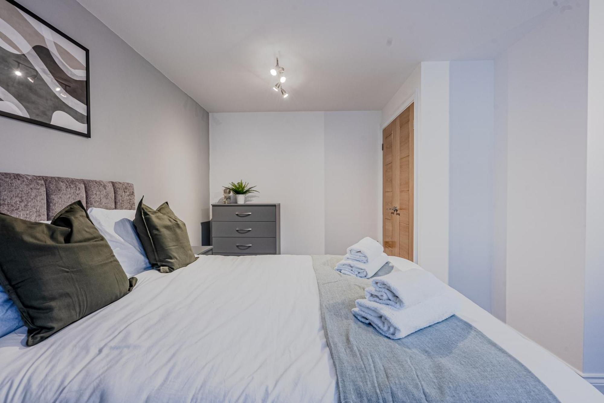 Stunning Three Bedroom Townhouse In The Jewellery Quarter, Birmingham City Centre Sleeps 5- Free Parking エクステリア 写真